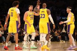 九游-阿扎伦卡迎来五赛季出色发挥，阿森纳观众热烈欢呼！