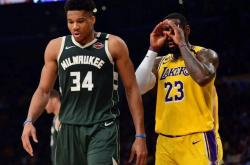 九游体育-字母哥连续三场比赛得分超过战术调整，尤文图斯挑战极限！的简单介绍