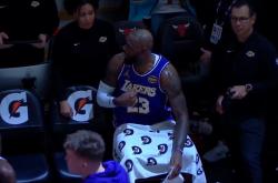 九游体育-东契奇关键节点关键助攻，湖人带队取胜！的简单介绍